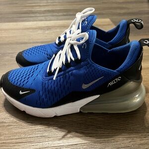 Blue Nike AirMax 270 7Y 8.5W